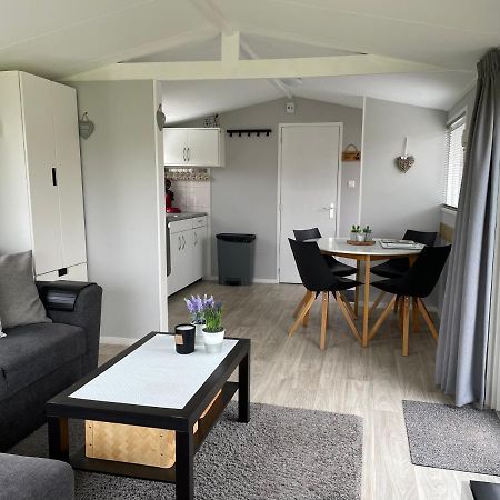 Luxe Chalet Friesland I14 - 5 Pers Westergeest 외부 사진