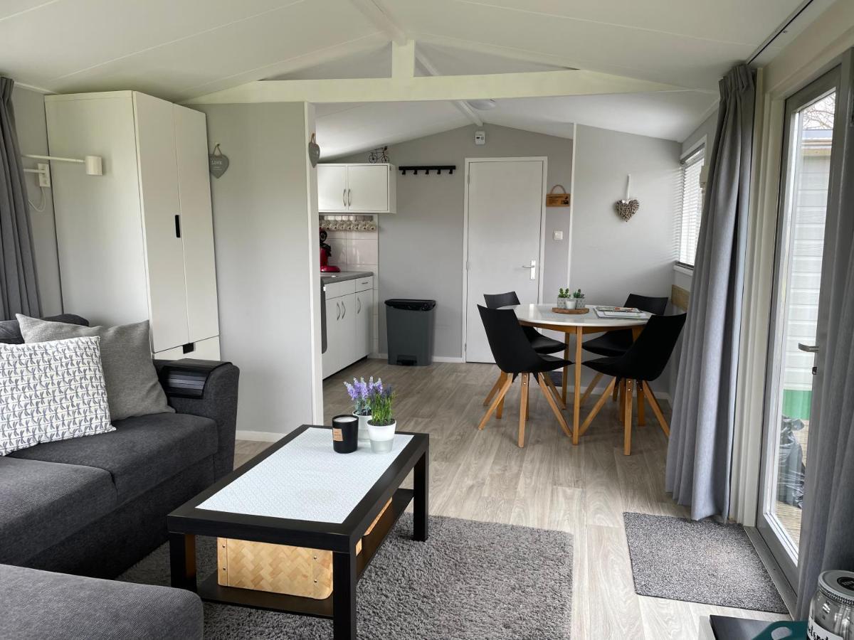 Luxe Chalet Friesland I14 - 5 Pers Westergeest 외부 사진