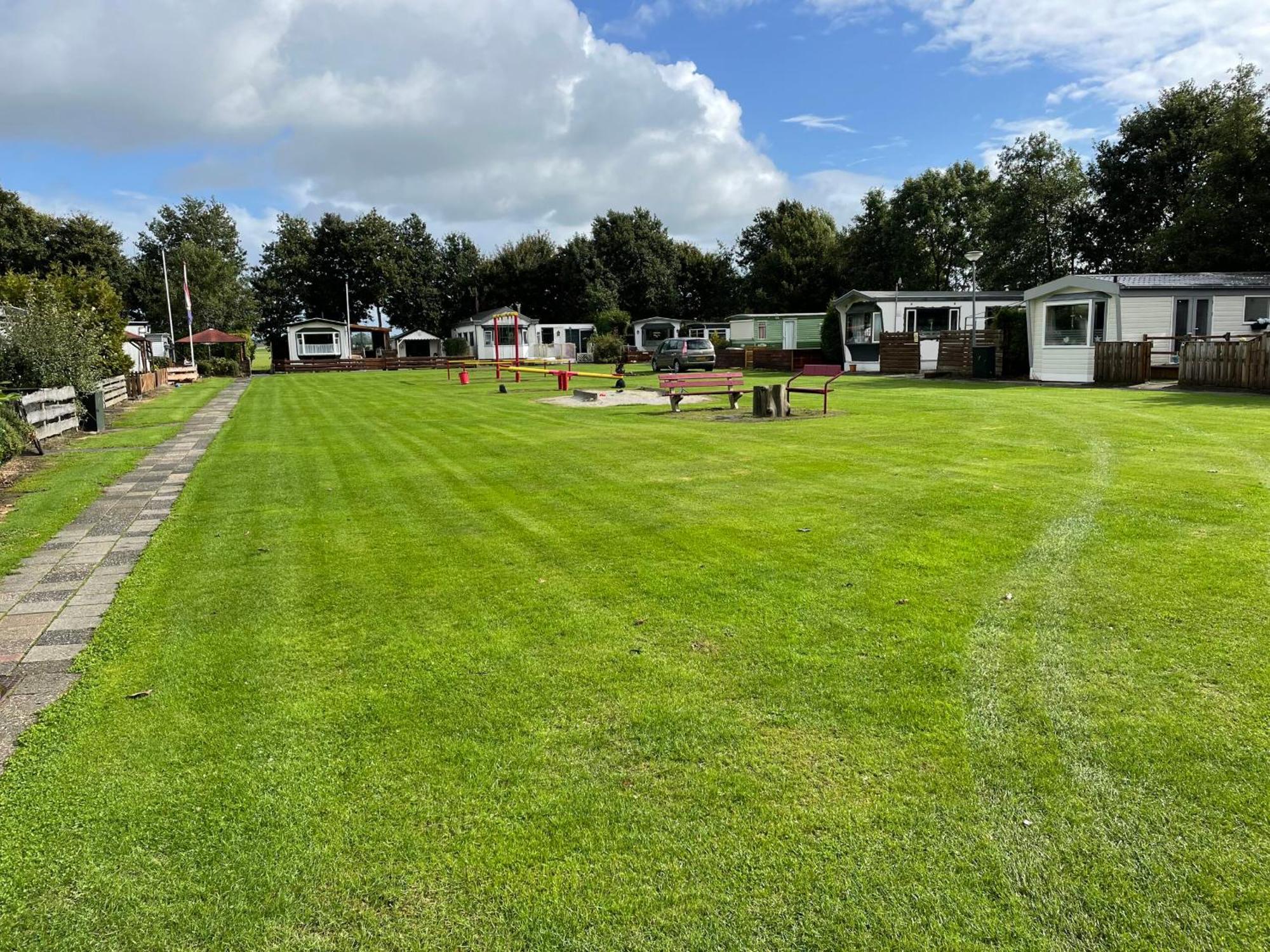 Luxe Chalet Friesland I14 - 5 Pers Westergeest 외부 사진